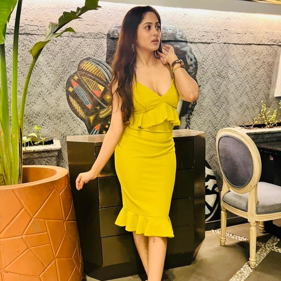 Bodycon dress - Picture 2 of 5